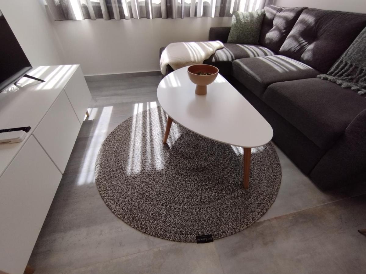 Jason'S Centre Apartment فولوس المظهر الخارجي الصورة
